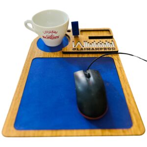 Offrez un cadeau unique et pratique avec Tapis de Souris Multifonction Oriwood, un produit raffiné qui combine à la fois un tapis de souris, une sous-tasse et un support pour téléphone